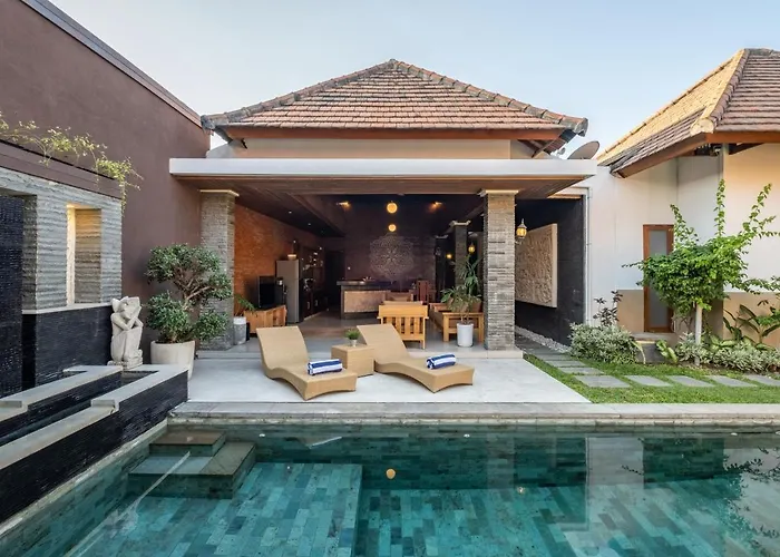 Lapiz Lazuli - Kuta Luxury Private Pool Villa