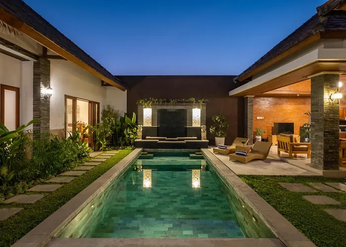 Lapiz Lazuli - Kuta Luxury Private Pool Villa Seminyak (Bali)