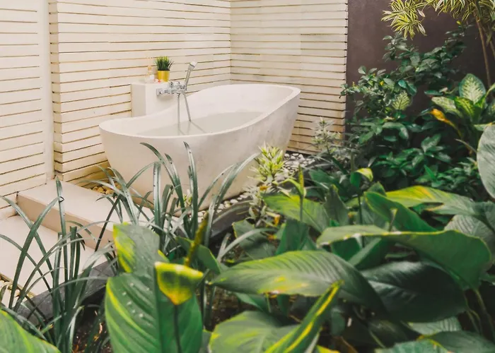 Lapiz Lazuli - Kuta Luxury Private Pool