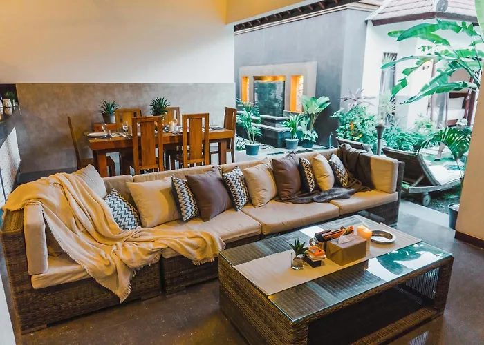 Lapiz Lazuli - Kuta Luxury Private Pool Villa *