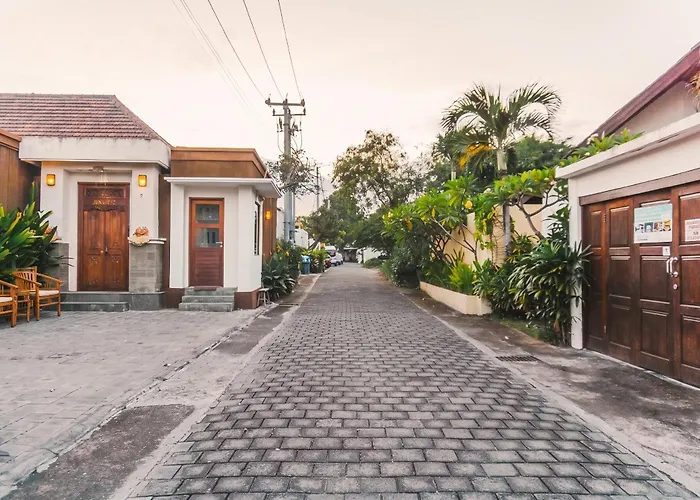 Lapiz Lazuli - Kuta Luxury Private Pool Villa Seminyak (Bali)