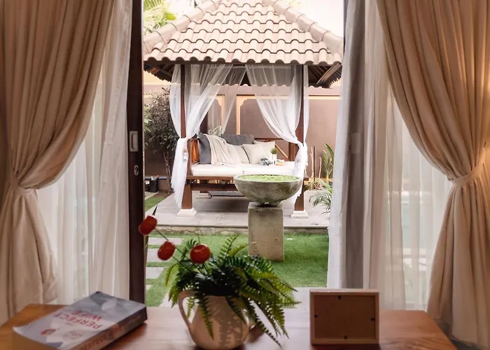 Lapiz Lazuli - Kuta Luxury Private Pool Seminyak (Bali)
